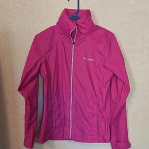 Columbia Pink Wind Breaker with High Collar and Athletic Cut
